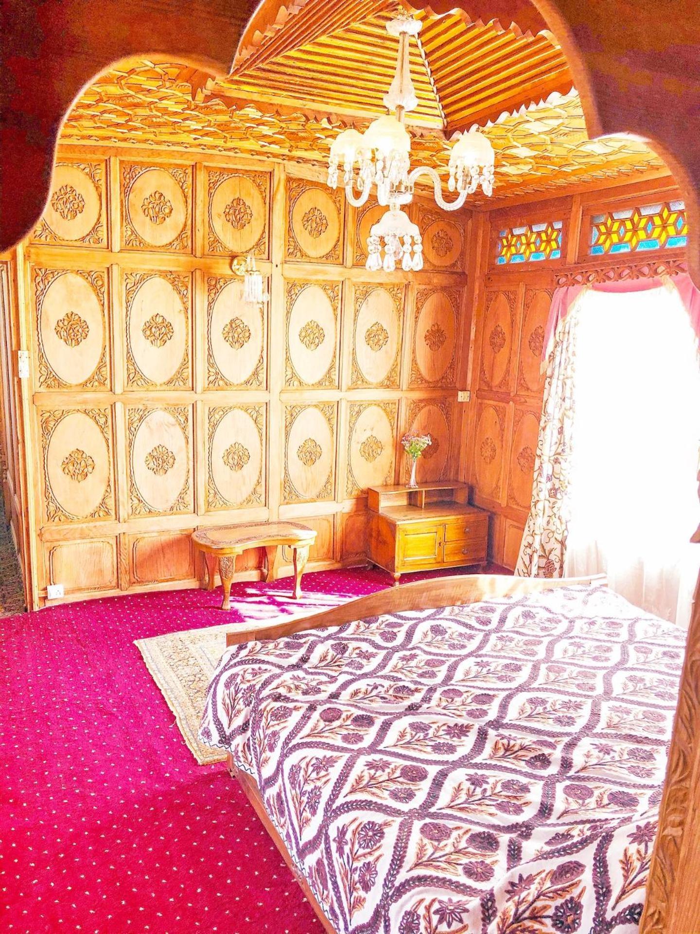 Mascot Houseboats Hotel Srinagar  Exterior photo